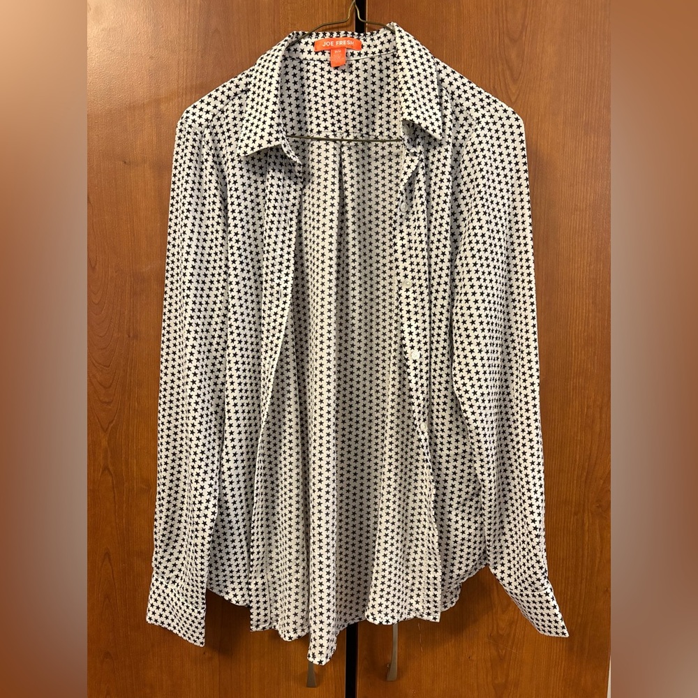 Joe Fresh Star Print Button-Up Shirt – White with Black Stars – Size M